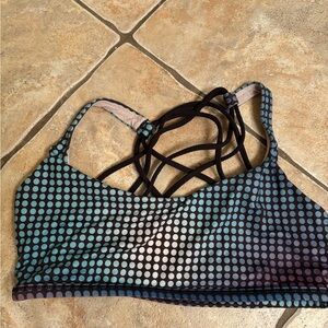 Lululemon sports bra